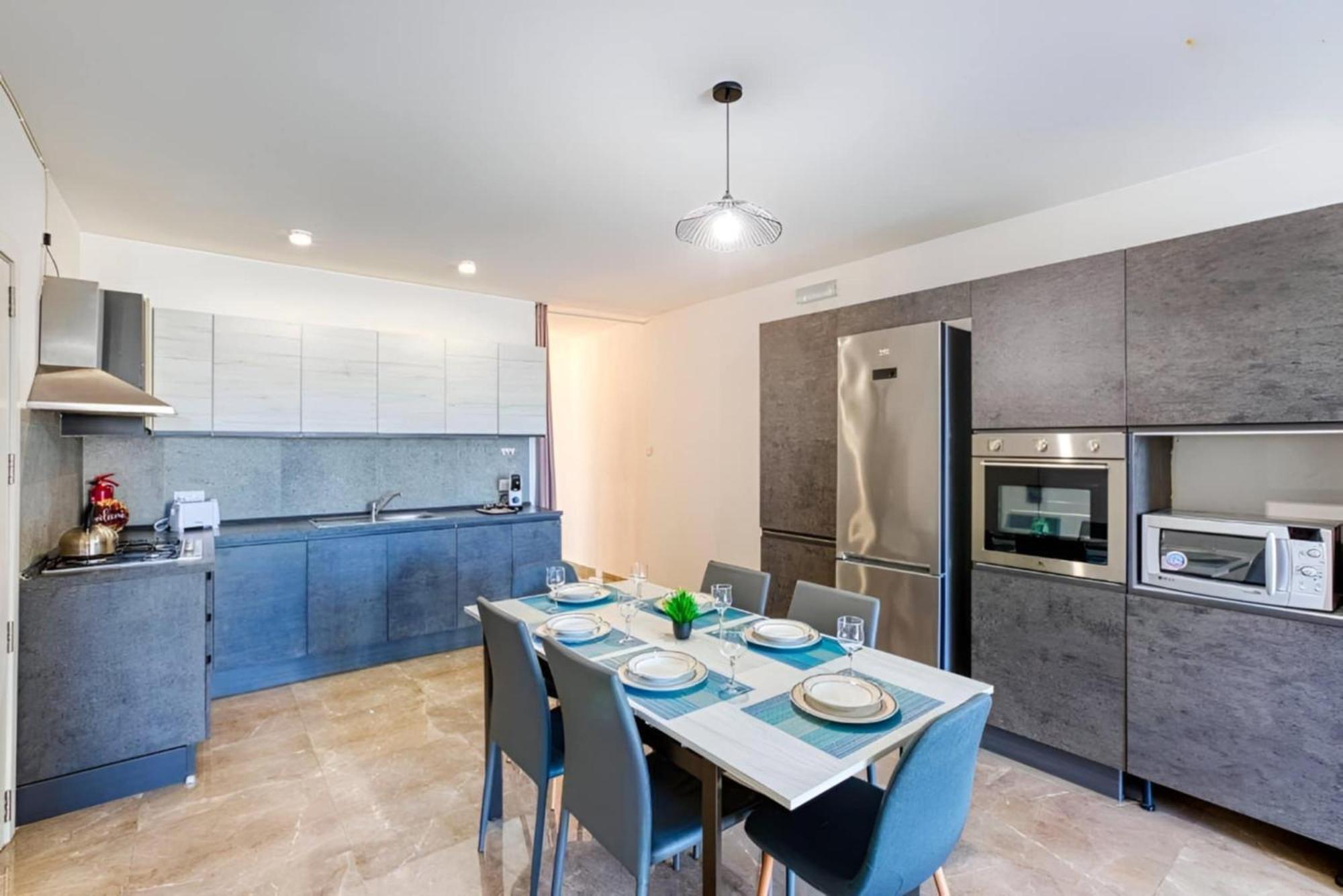 Large, 3 Bedroom Apartment In Marsascala Marsaskala Exteriér fotografie