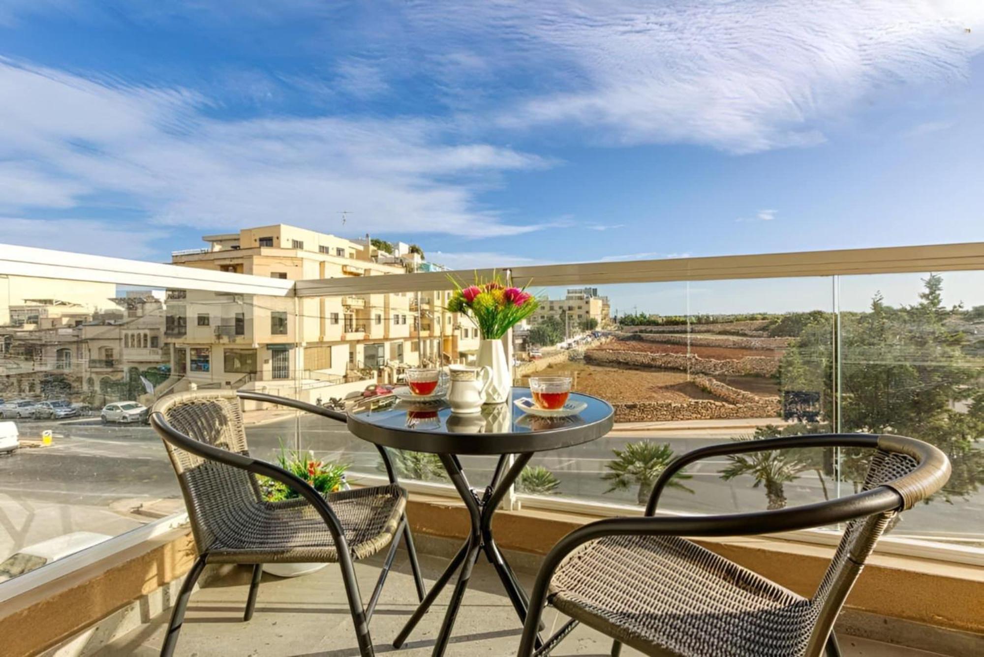 Large, 3 Bedroom Apartment In Marsascala Marsaskala Exteriér fotografie